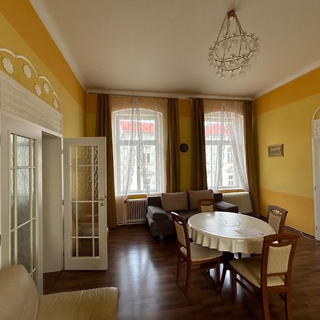 Schloss Ambras Marianske Lazne Ngoại thất bức ảnh